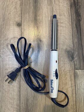 Helen Of Troy Model 1512 Curling Brush With High-Low Heat Settings & Light Indic
